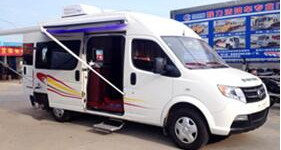东风御风短轴中顶B型房车